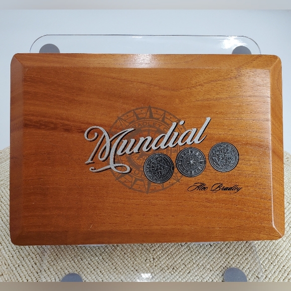 MUNDIAL Alec Bradley PL No. 5, Wood Cigar Box - EMPTY (C29) - Picture 1 of 12